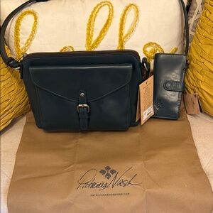 Patricia Nash Green Crossbody Bag with Structured Design